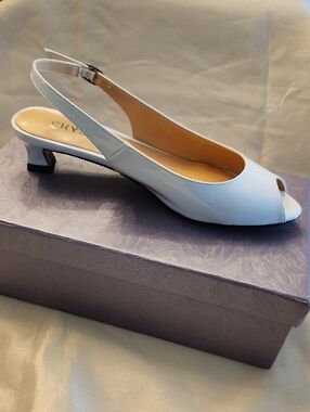 Skysterry White Patent Leather Slingback Kitten Heel Pumps, 7.5, $40